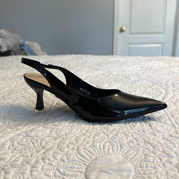Women's Slingback Kitten Heel | Xin Jing Shoes - Picture 10 of 11